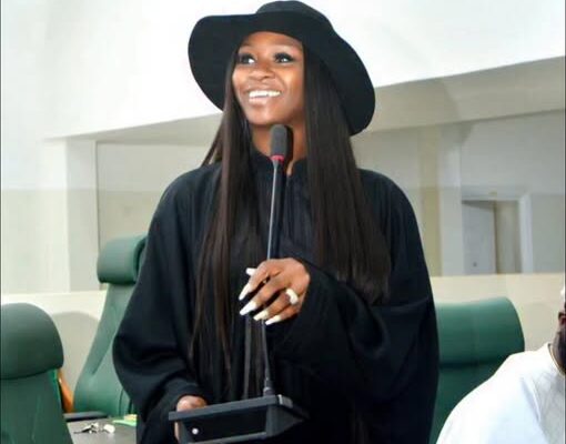2Baba’s New Wife, Hon. Natasha Idibia, Flaunts Huge Wedding Ring Days After wedding.