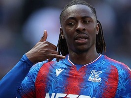 Arsenal Hijack Spurs Move to Land Eberechi Eze in £68m transfer Deal Arsenal Hijack Spurs Move to Land Eberechi Eze in £68m transfer Deal