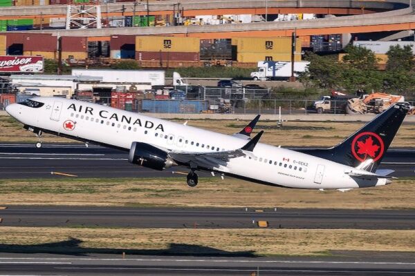 Air Canada to Resume Flights Sunday After Ottawa Steps in to End Strike Air Canada to Resume Flights Sunday After Ottawa Steps in to End Strike