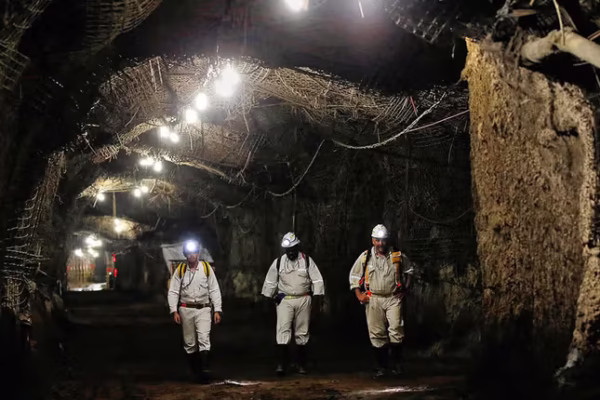 Historic Gold Revival: South Africa Opens First Underground Gold Mine in 15 Years https://getintopc.com/softwares/development/directx-11-free-download/