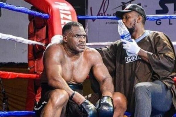 Ike Ibeabuchi Returns After 26 Years With Stunning KO Win, Challenges Usyk Ike Ibeabuchi Returns After 26 Years With Stunning KO Win, Challenges Usyk