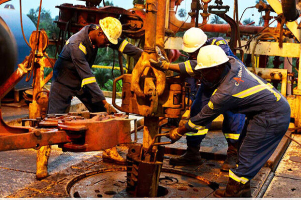 Nigeria’s Crude Output Hits 2025 Peak as US Oil Exports to Africa Decline