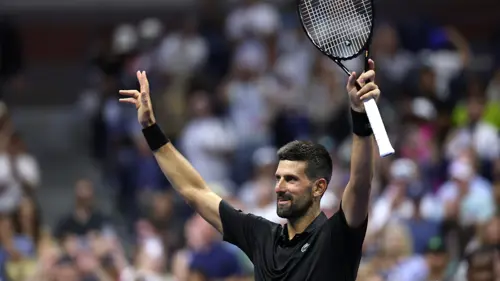 Novak Djokovic Powers Through US Open First Round Despite Injury Scare Novak Djokovic Powers Through US Open First Round Despite Injury Scare