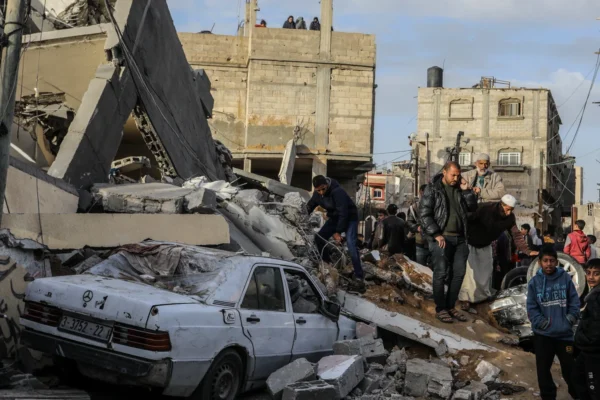 Israel Intensifies Strikes on Gaza City as Hamas Leader Heads to Cairo to Revive Ceasefire Negotiations Israel Intensifies Strikes on Gaza City as Hamas Leader Heads to Cairo to Revive Ceasefire Negotiations