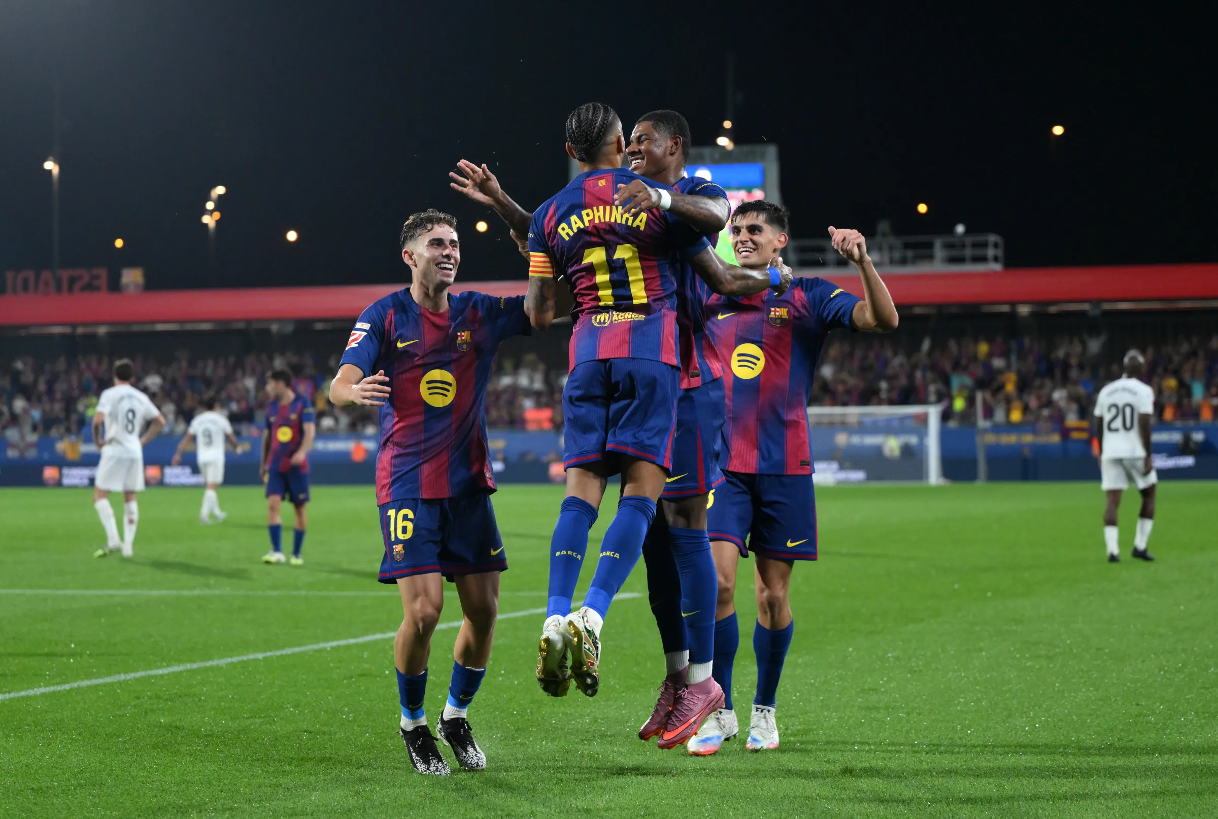Barcelona Blows Away Valencia 6-0 in Dominant LaLiga Statement