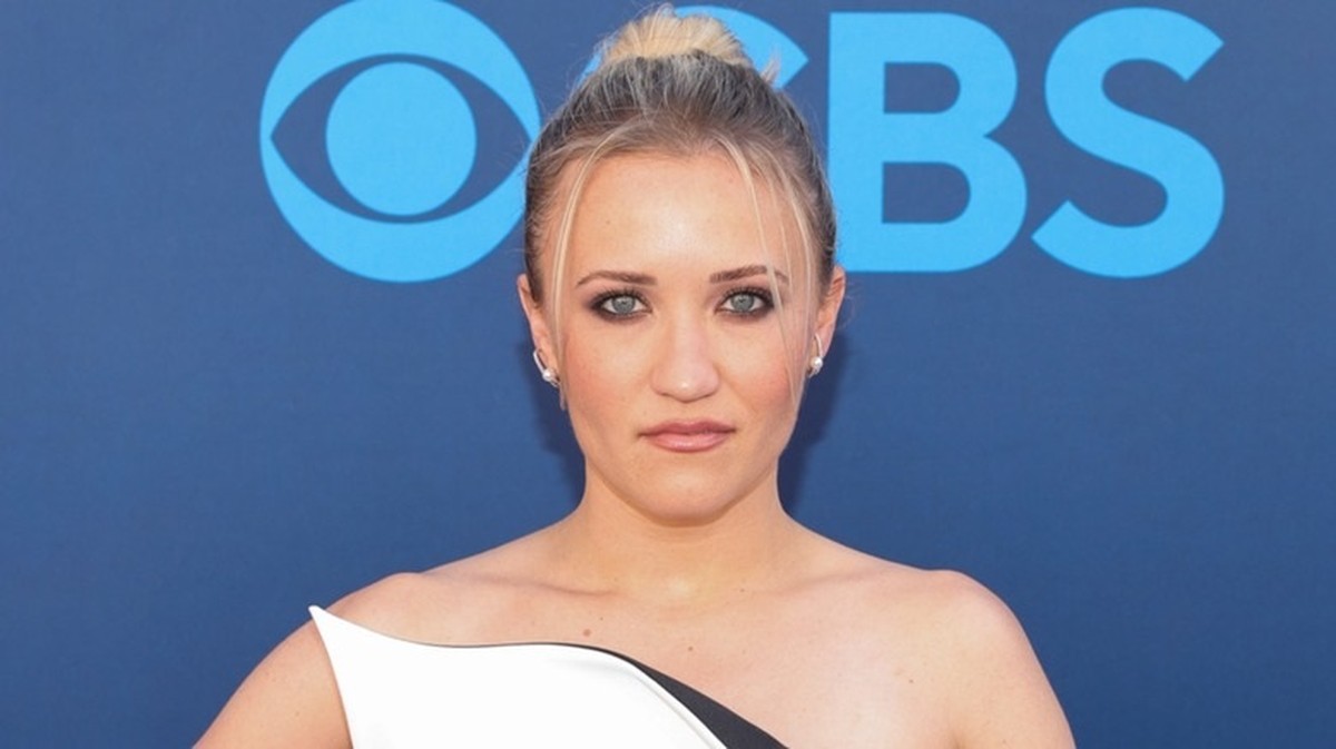 Emily Osment Legally Single as Divorce Finalizes