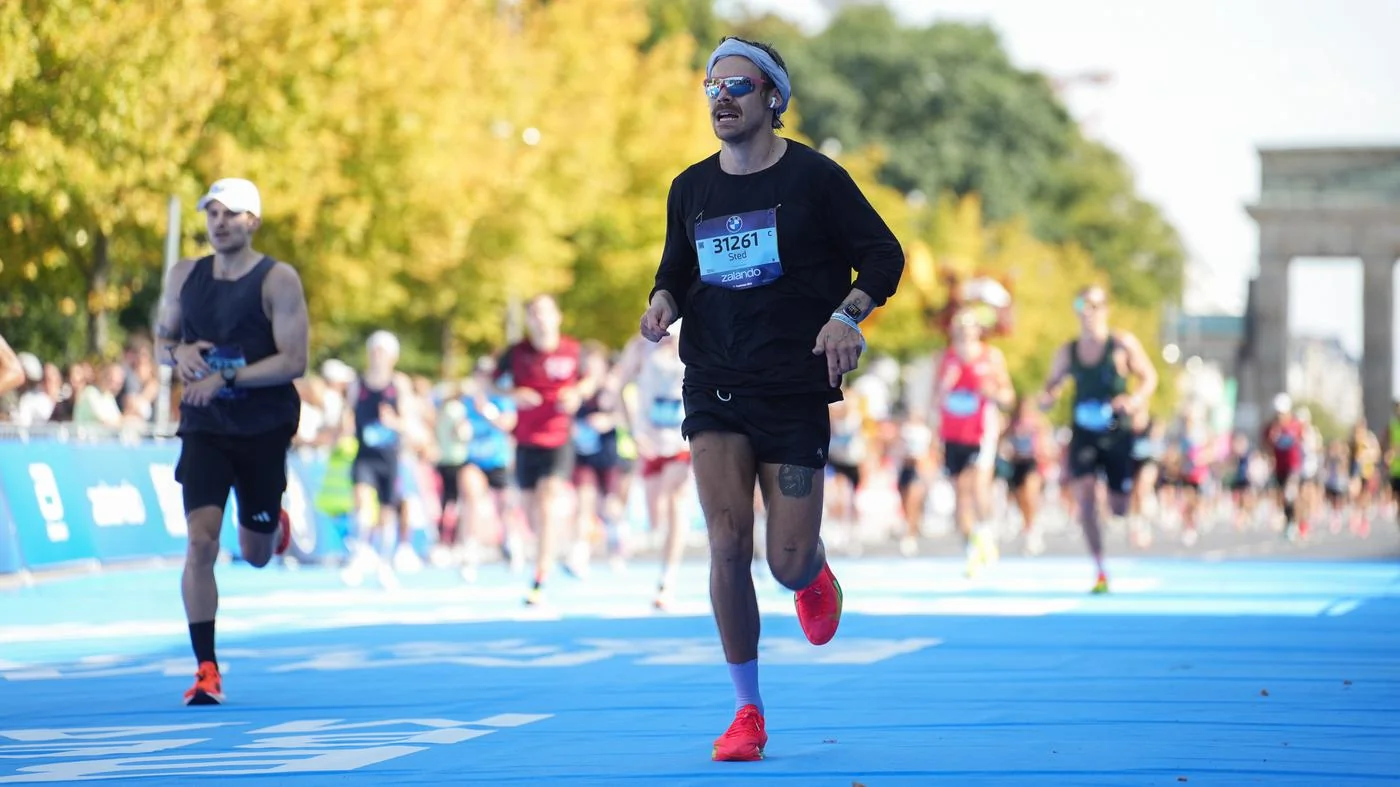 Harry Styles Breaks 3-Hour Barrier at Berlin Marathon
