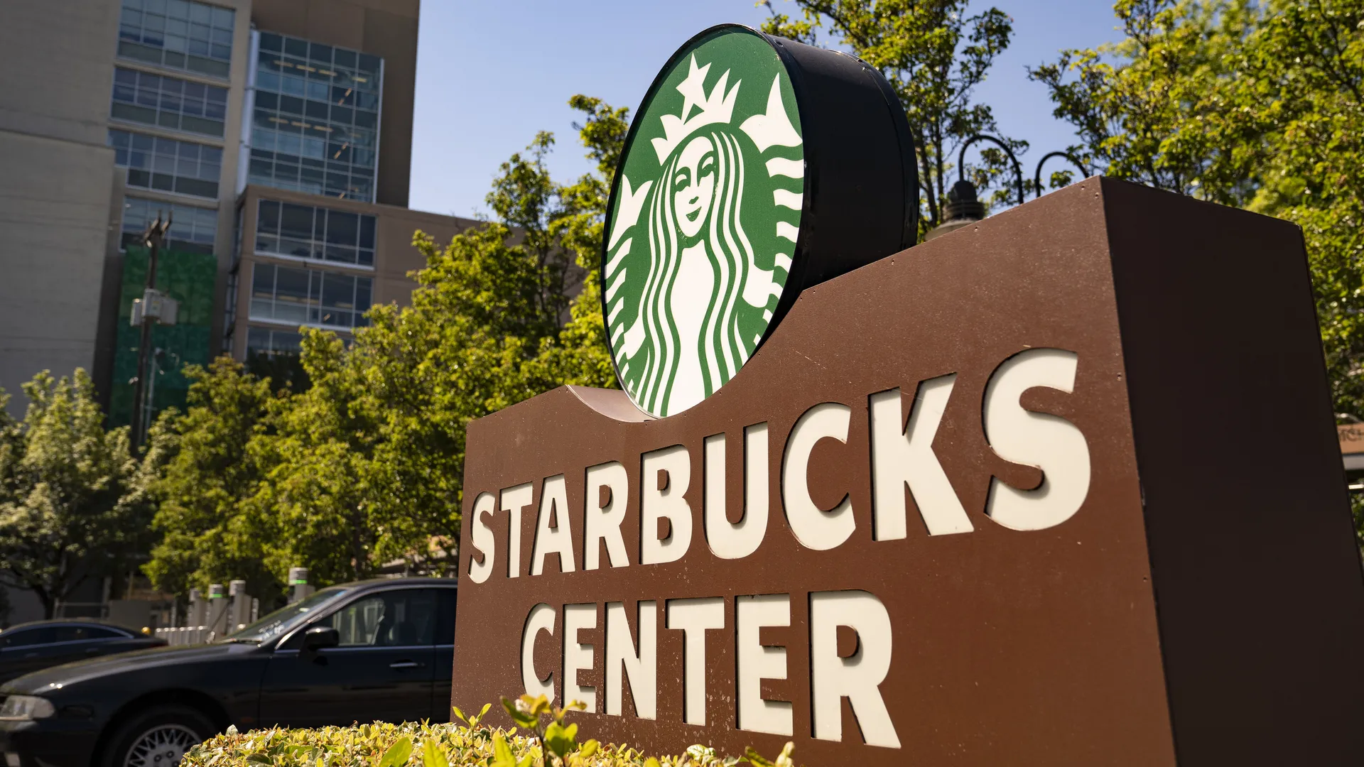 Starbucks to Close Stores, Lay Off 900 in Major Restructure