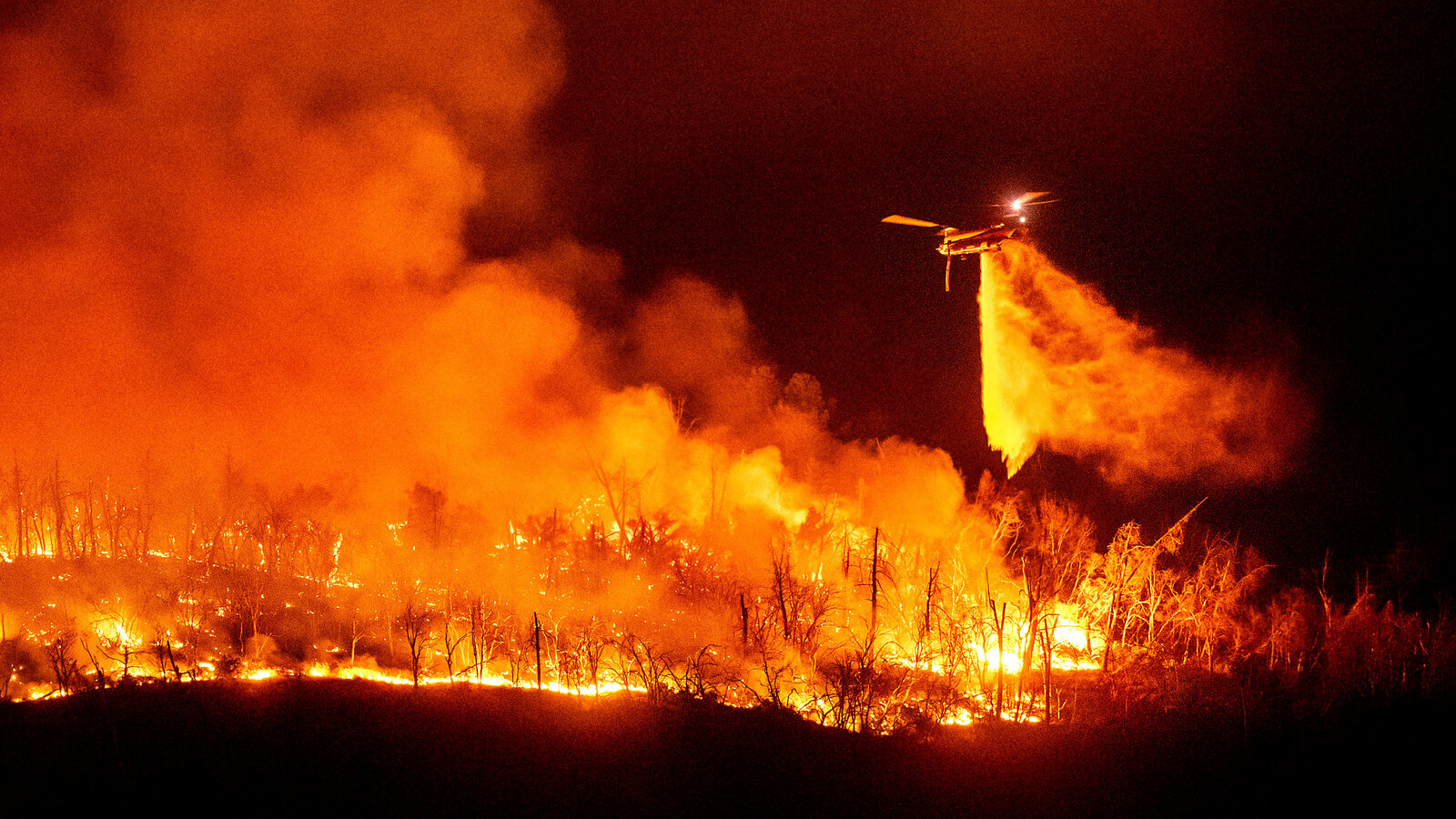 Chinese Camp California wildfire destroying homes and historic Gold Rush town