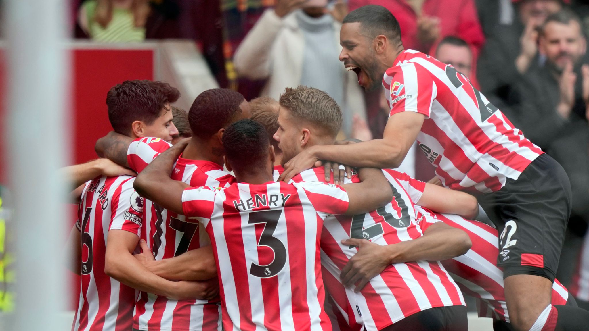 Brentford Stun West Ham with 2-0 Victory at London Stadium