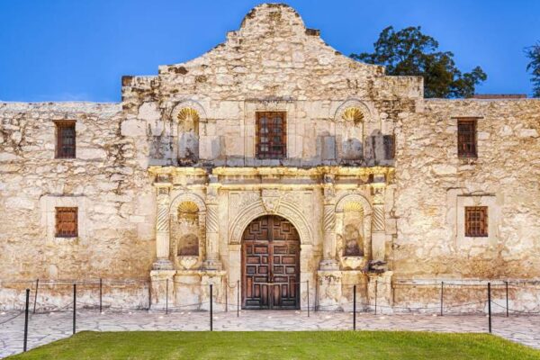 CEO of Alamo Historic Site Resigns After Criticism CEO of Alamo Historic Site Resigns After Criticism