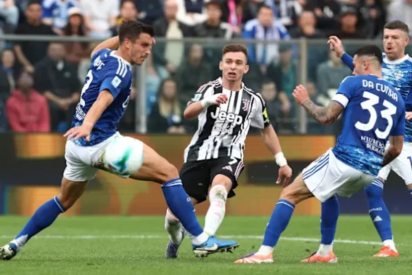 Como 1907 Upsets Juventus 2-0 in Serie A