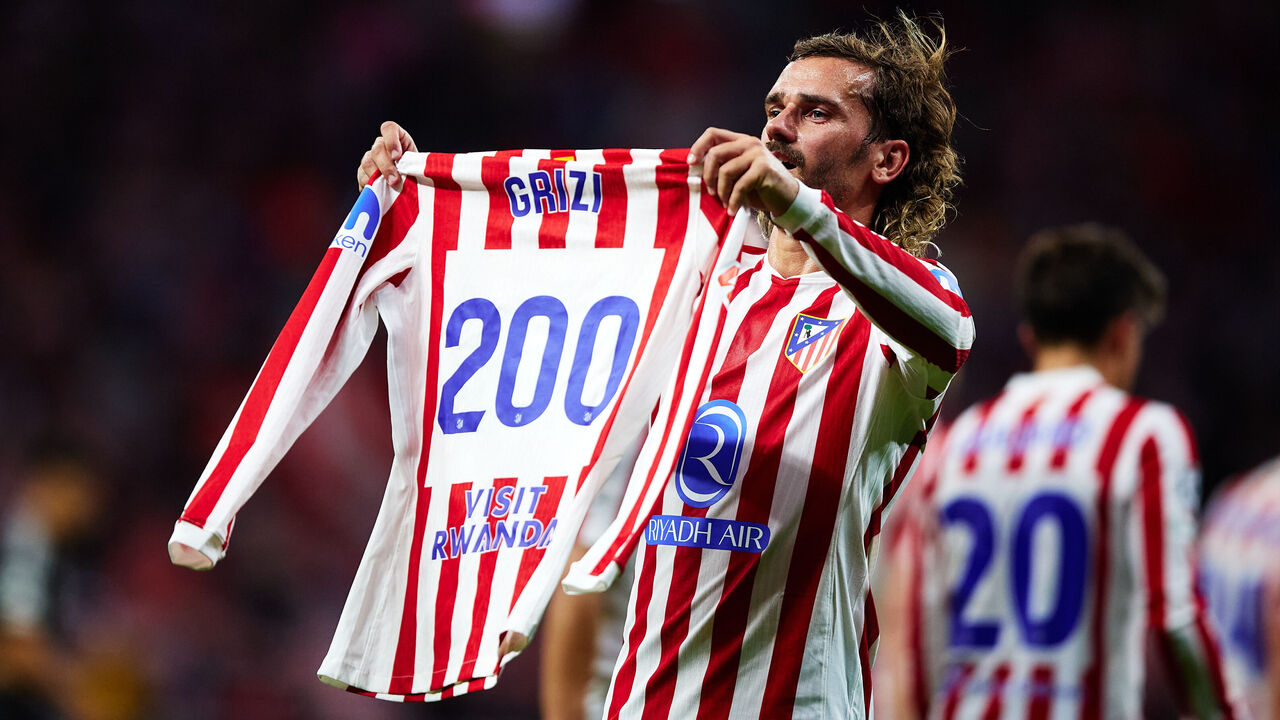 Griezmann Hits 200 as Atlético Beats Eintracht Frankfurt 5-1
