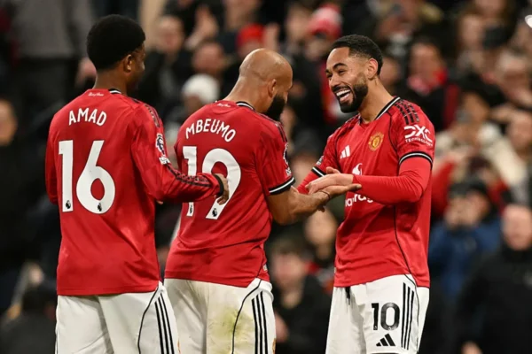 Manchester United Triumph Over Brighton 4-2 at Old Trafford