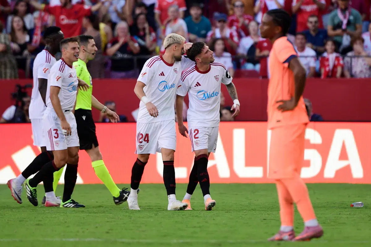 Sevilla Shock Barca with 4-1 Victory at Sánchez-Pizjuán