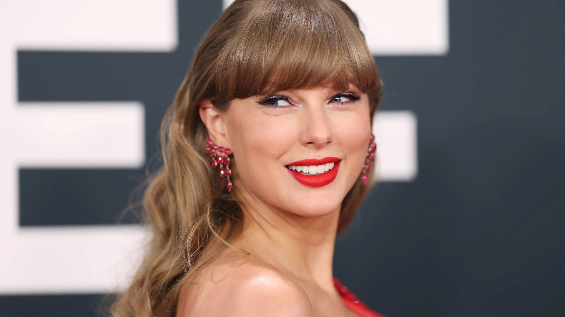 Taylor Swift’s “Release Party of a Showgirl” Debuts at No. 1 with $33M