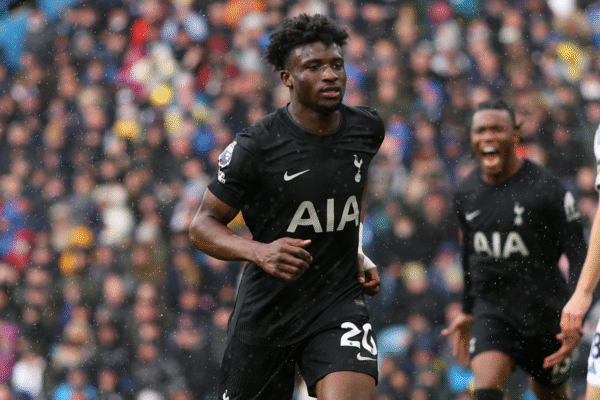 Tottenham Ends Leeds’ Unbeaten Run with 2-1 Win at Elland Road