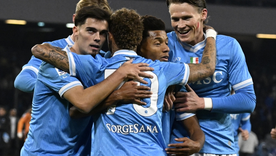 Napoli Beat Atalanta 3–1 to Regain Serie A Lead