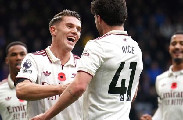 Arsenal Extend Lead with 2-0 Win at Burnley