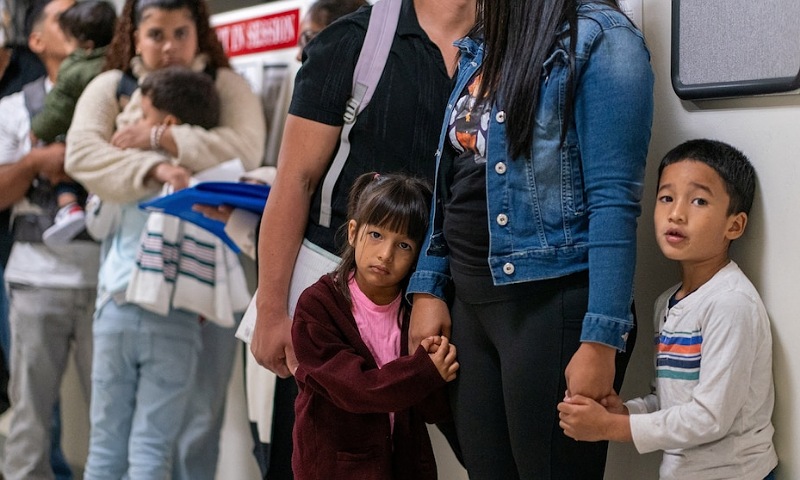 ICE Launches Hotline to Track Migrant Children for Deportation