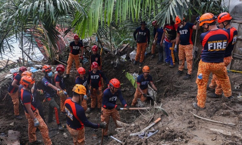 Typhoon Kalmaegi Kills 140 in Philippines, Moves Toward Vietnam