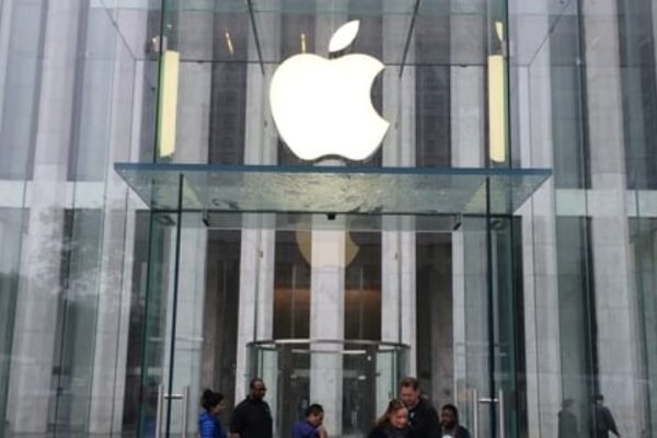 Apple Blasts EU Over Digital Competition Laws