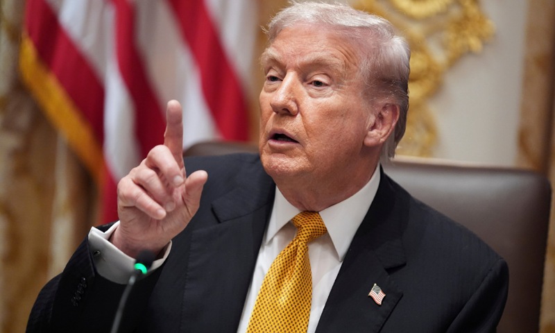 Trump Pledges $2,000 Tariff Dividend, Excludes Wealthy