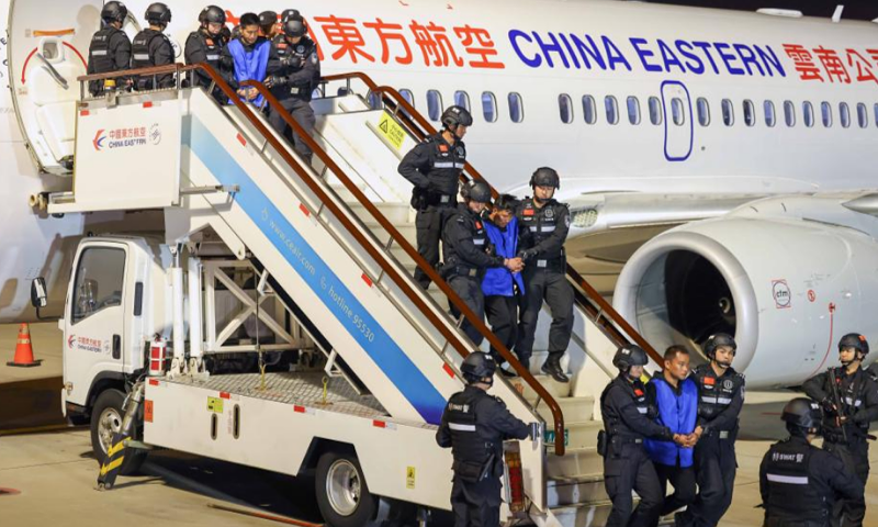 Thousands of Chinese Trapped Overseas in Scam Rings