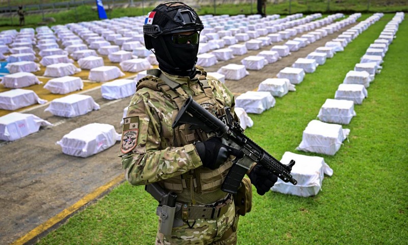 Panama Seizes 12 Tons of Cocaine on US-Bound Ferry, 10 Arrested