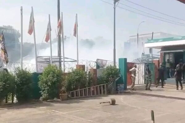 Abuja Tension: Police Deploy Teargas to Stop Clashing PDP Factions