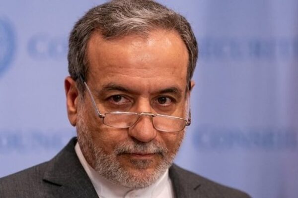 Iran FM to Discuss Nuclear Programme in France