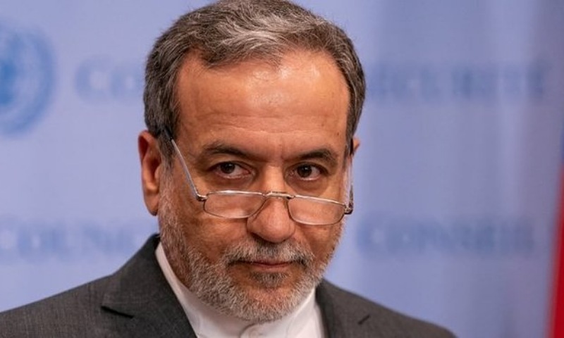 Iran FM to Discuss Nuclear Programme in France