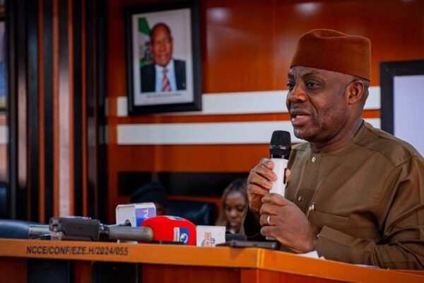 FG Unveils Online Classes for Secondary School Students