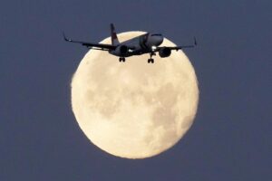 Airlines Roll Out Software Fix After A320 Altitude Scare