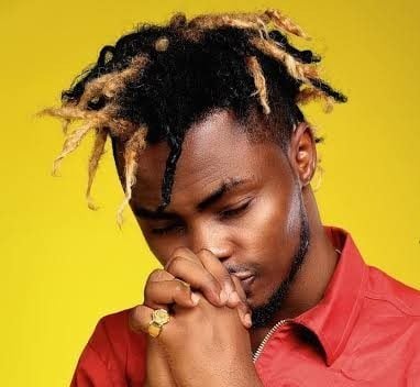 EFCC suspends officials over alleged ₦10m extortion of rapper Oladips.