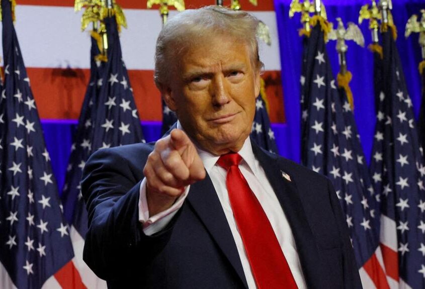 Trump Leads Congress by 19 Points in New Approval Poll