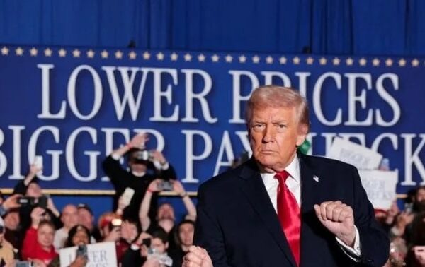 Trump Applauds Economic Record, Says Inflation Stayed Low in Year One