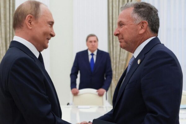 US Envoy Holds Fresh Ukraine Talks With Putin