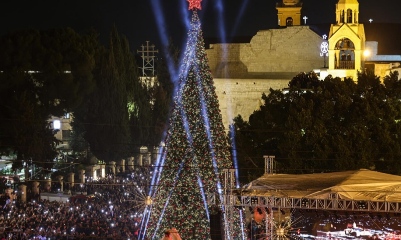 Bethlehem Lights Up Christmas Tree for First Time Since Gaza War