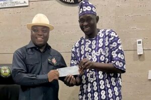 Taraba Governor Officially Registers as APC Member