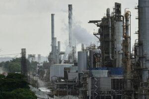 US and Venezuela in Talks to Bring Venezuelan Crude Back to US Refineries