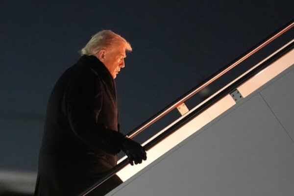 Air Force One Turns Back After Minor Electrical Fault — White House