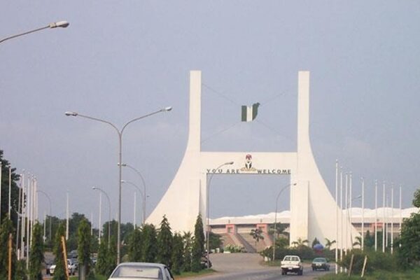 Tragedy in Abuja as 27-Year-Old Woman Collapses and Dies at Boyfriend’s Home