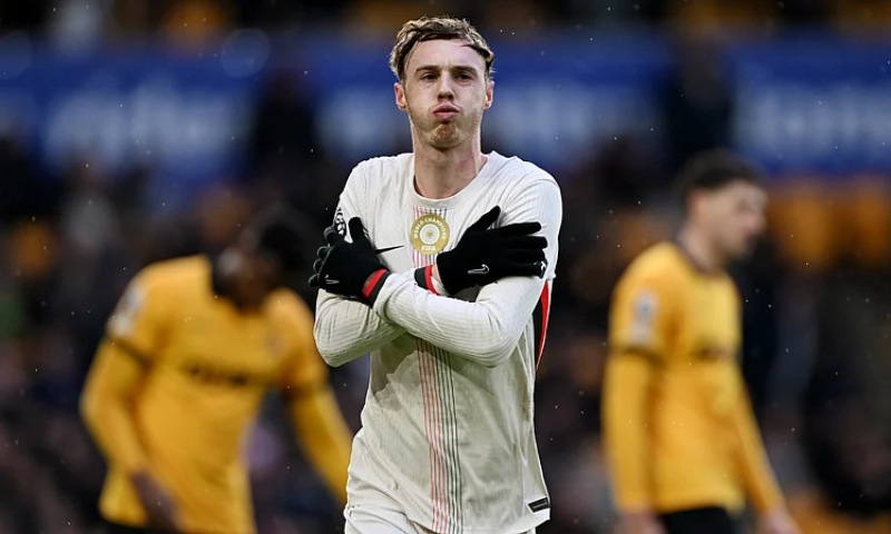 Unstoppable Palmer Sets New Premier League Record With Third First-Half Hat-Trick