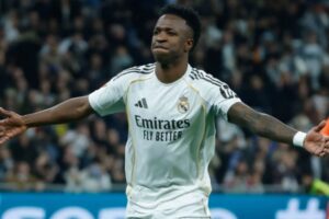 Vinícius Jr. Brace Helps Real Madrid Cruise Past Real Sociedad 4–1