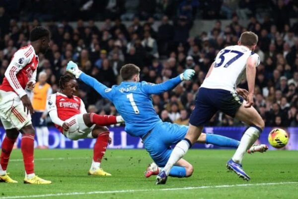 Eze Leads 4–1 Win Over Tottenham, Boosting Arsenal’s Title Race