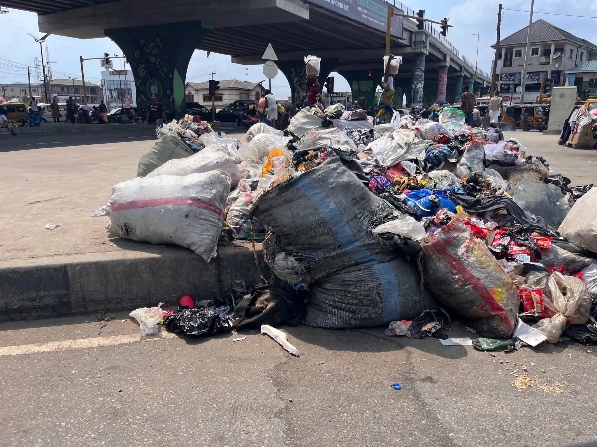 Lagos Resumes Monthly Sanitation Exercise After Nine-Year Break