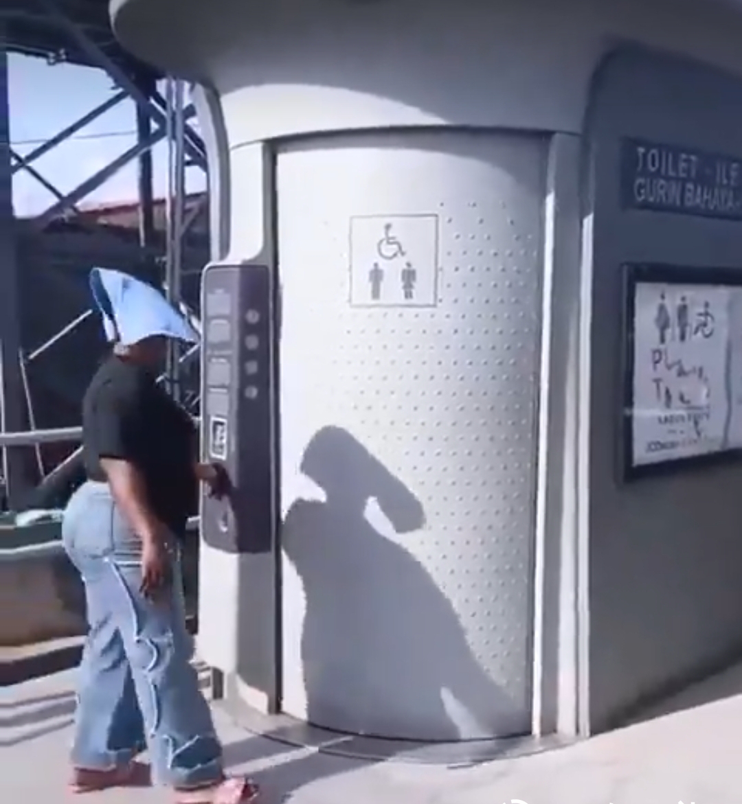 Lagos rolls out 1,710 public toilets to end open defecation