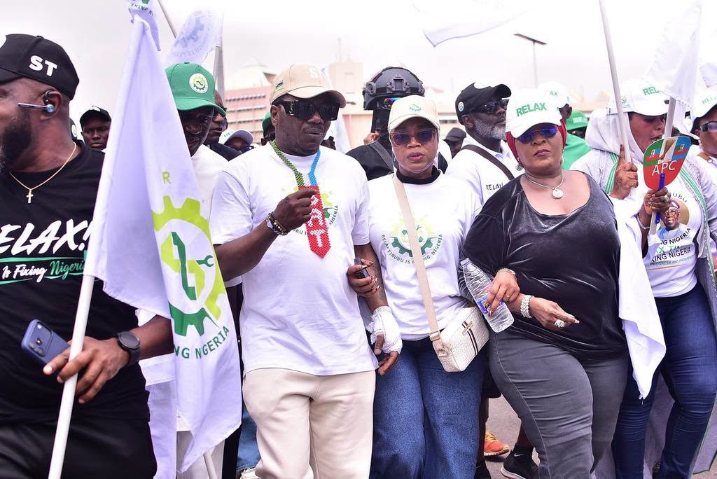 Pro-tinubu