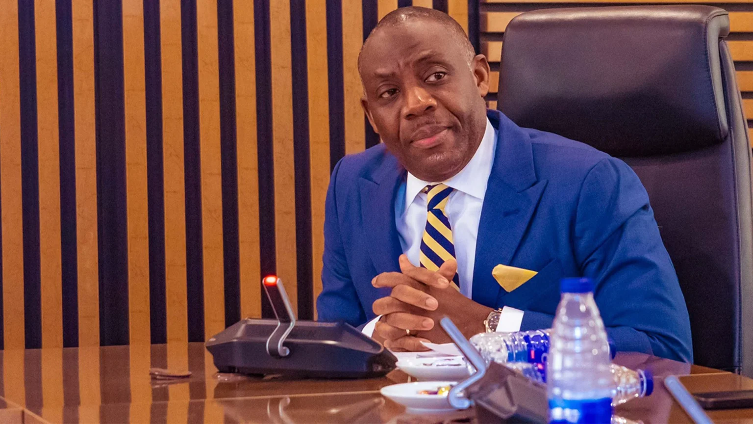 FG reduces textbook assessment fees, orders refunds for publishers